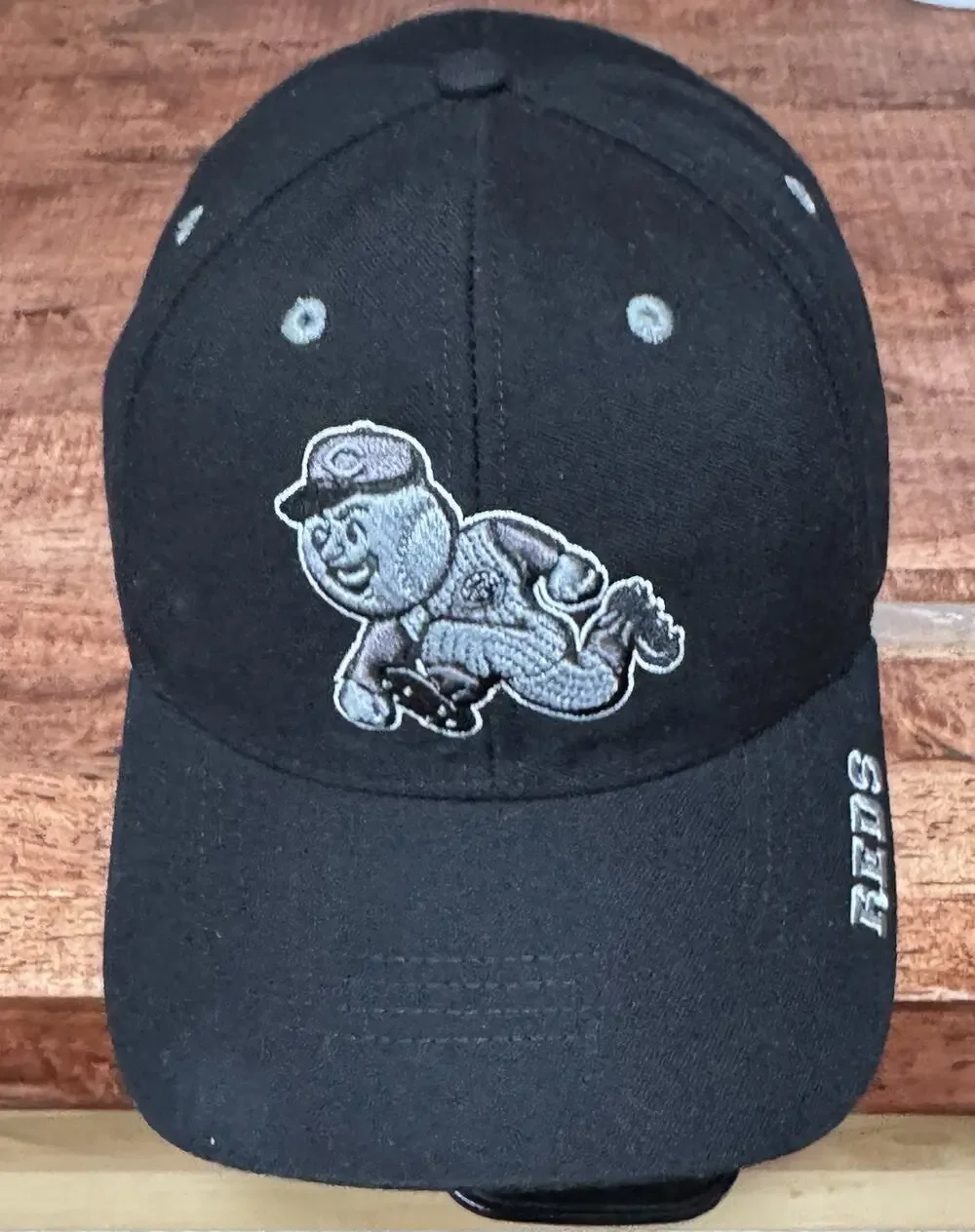 Cincinnati Reds Adjustable Hat Twins Enterprise MLB New Without Tags